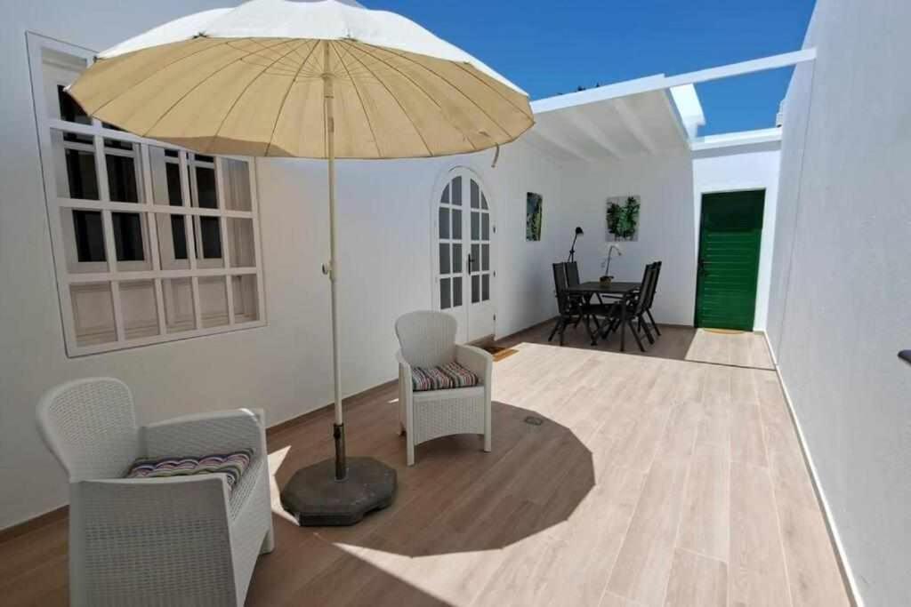 Costa Gaviotas Bungalow Puerto del Carmen  Extérieur photo